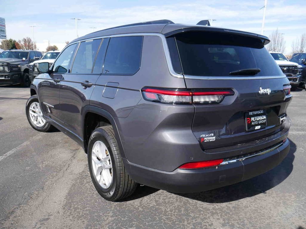Certified 2024 Jeep Grand Cherokee L Laredo image 18