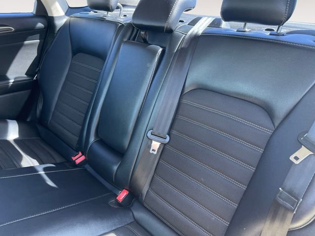 Used 2017 Ford Fusion SE w/ Equipment Group 201A image 13
