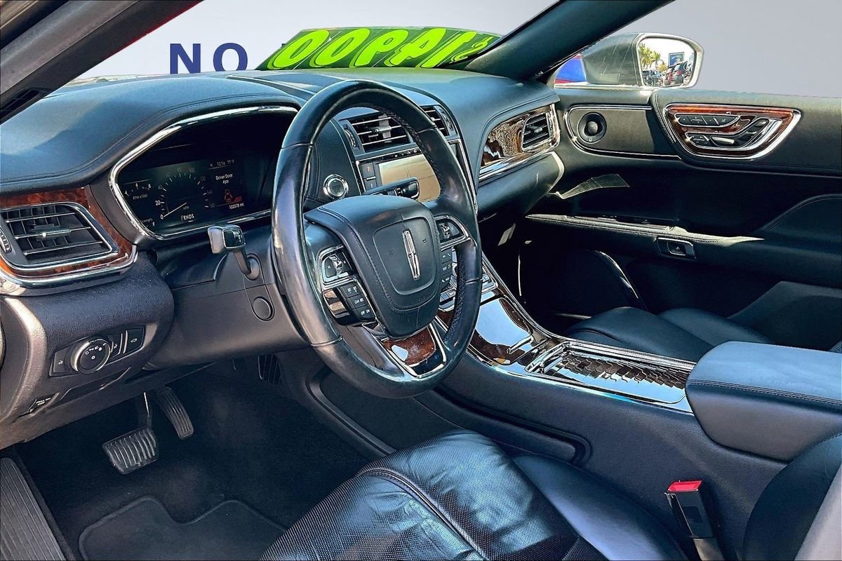 Used 2018 Lincoln Continental Reserve w/ Continental Climate Package image 17