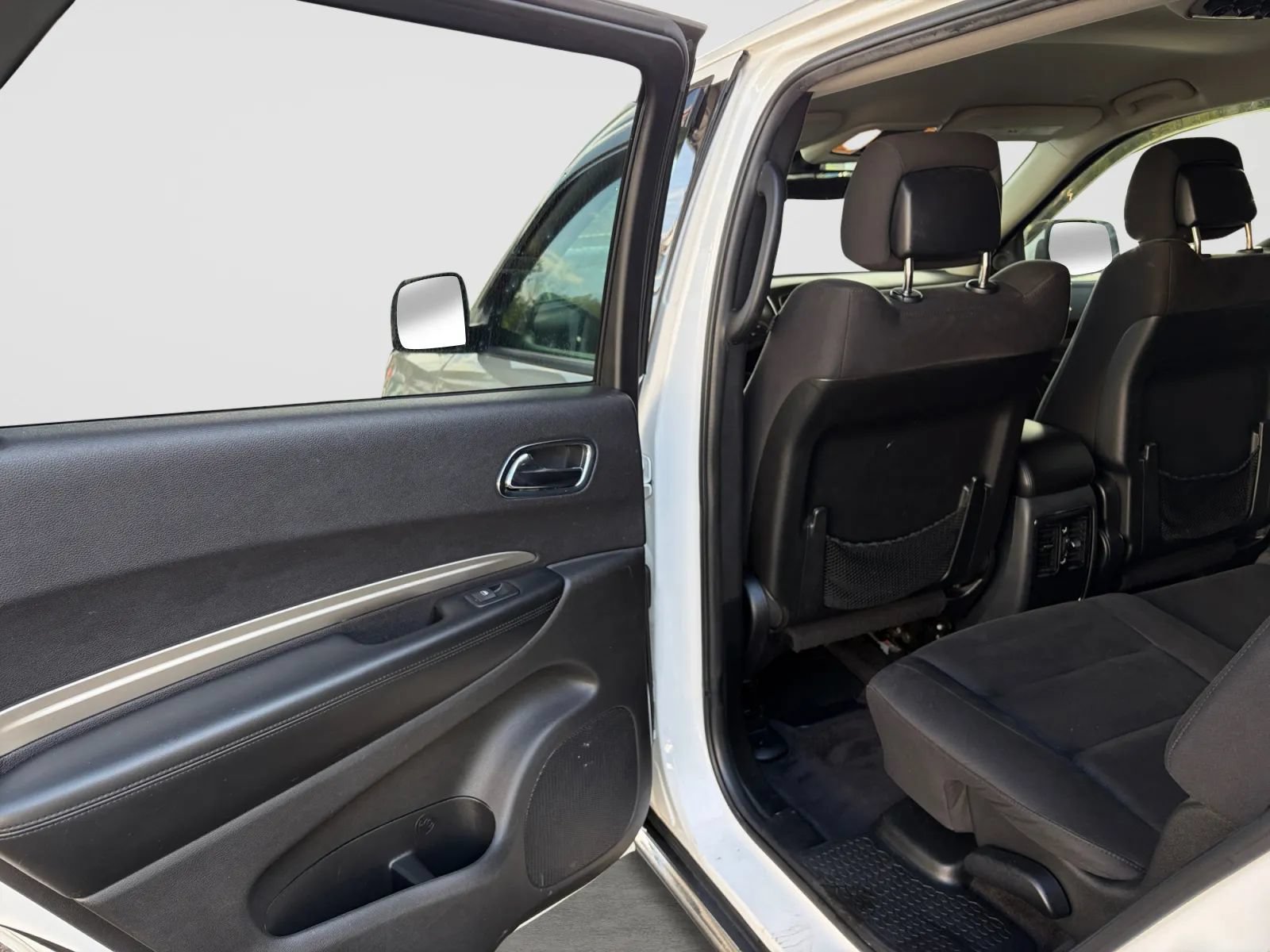 Used 2018 Dodge Durango SXT w/ Quick Order Package 2BB AWD/4WD image 14