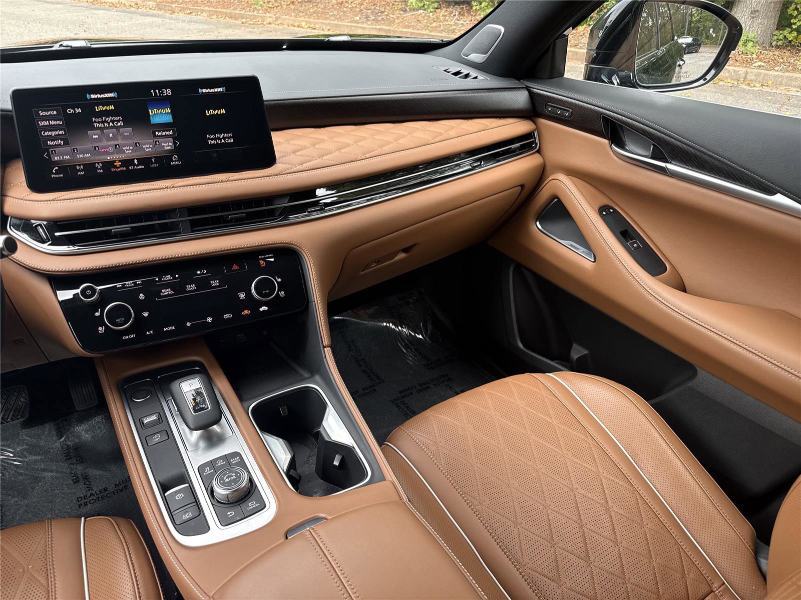 Used 2025 INFINITI QX60 Autograph w/ Lighting Package (N92) image 17