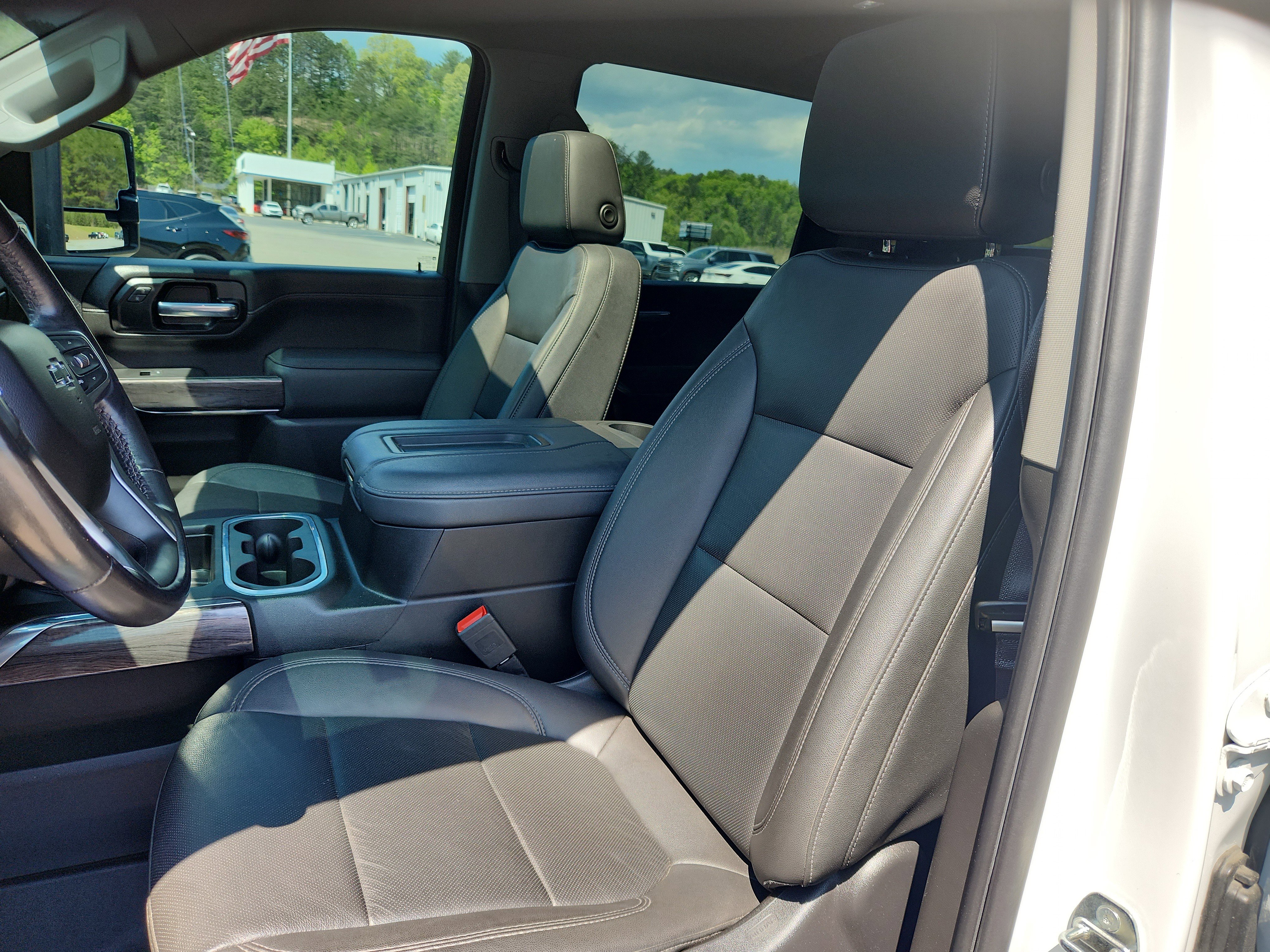 Used 2021 Chevrolet Silverado 2500 LTZ w/ LTZ Plus Package AWD/4WD image 25