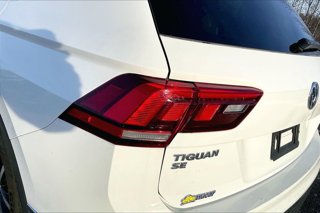 Used 2021 Volkswagen Tiguan SE image 30