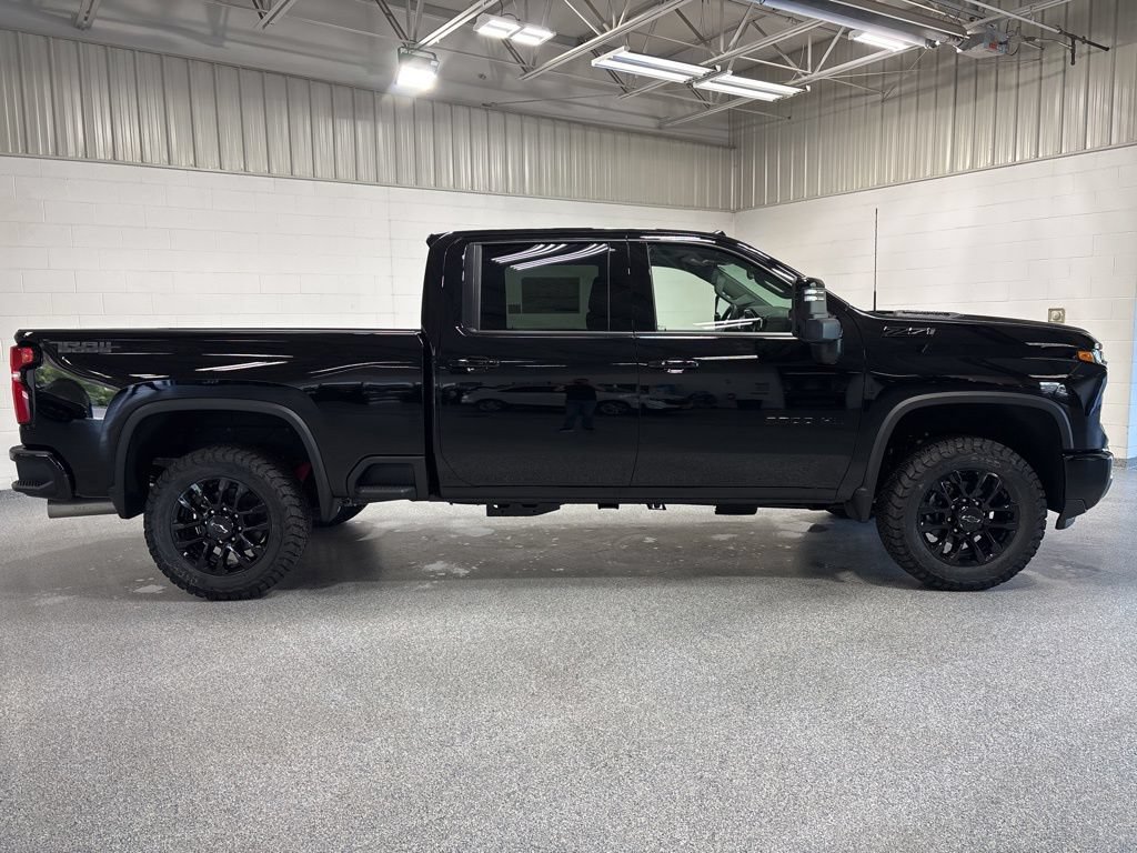 New 2026 Chevrolet Silverado 2500 LTZ w/ LTZ Plus Package AWD/4WD image 8