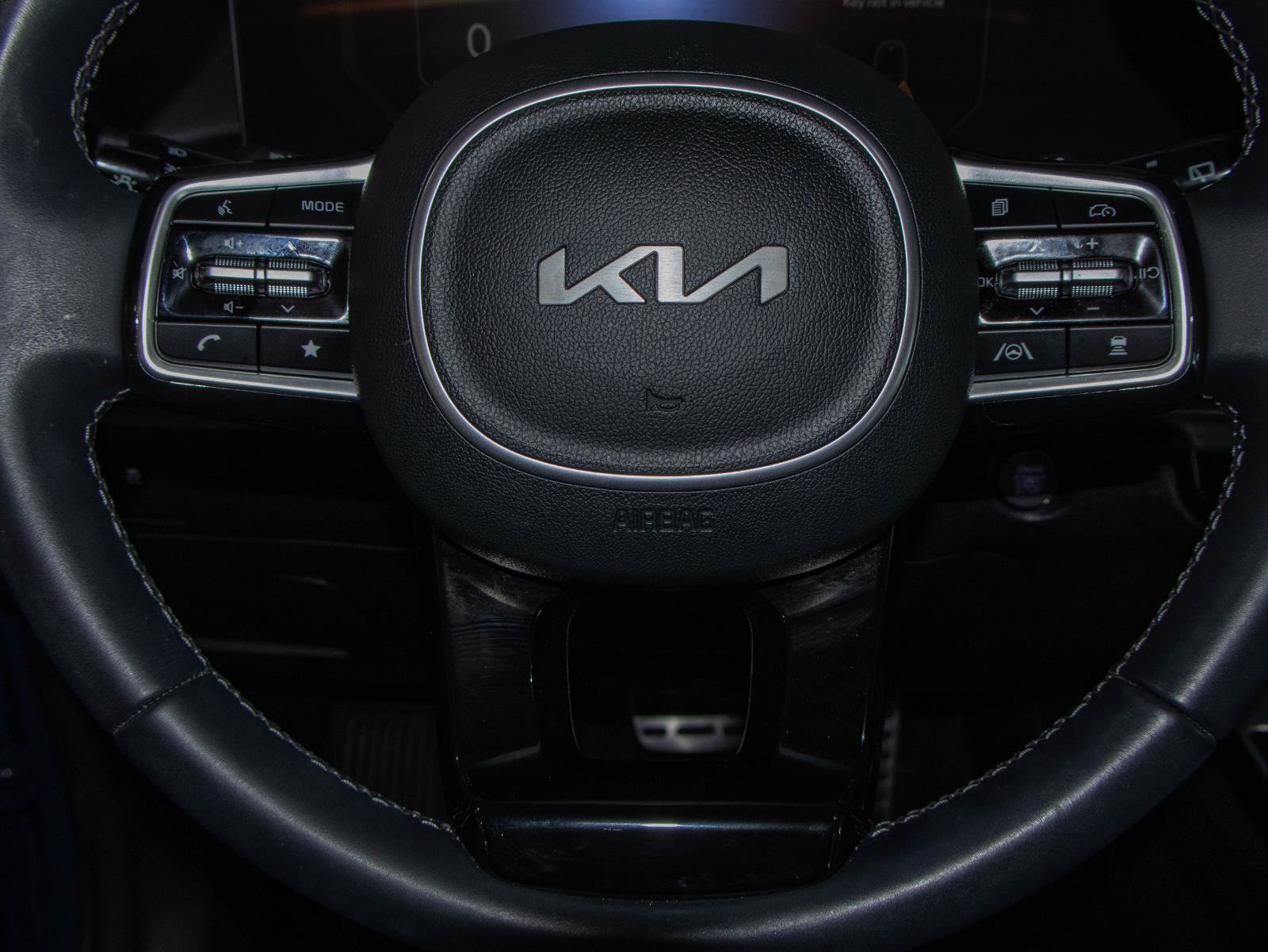 New 2025 Kia Sorento SX image 12