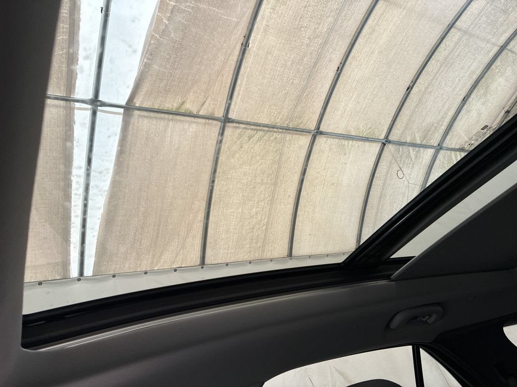 Used 2020 Chevrolet Equinox LT AWD/4WD image 29