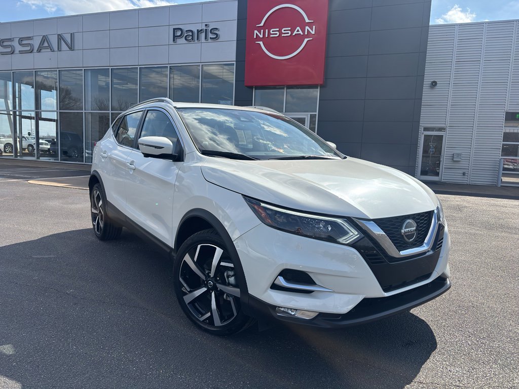 Used 2022 Nissan Rogue Sport SL w/ Premium Package image 1