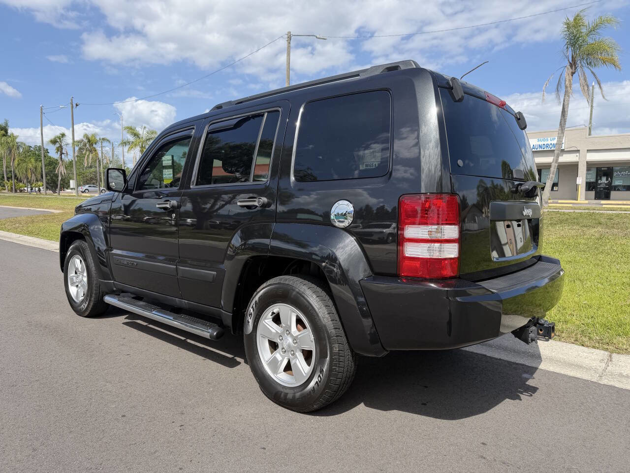 Used 2012 Jeep Liberty Sport w/ Popular Equipment Group image 4