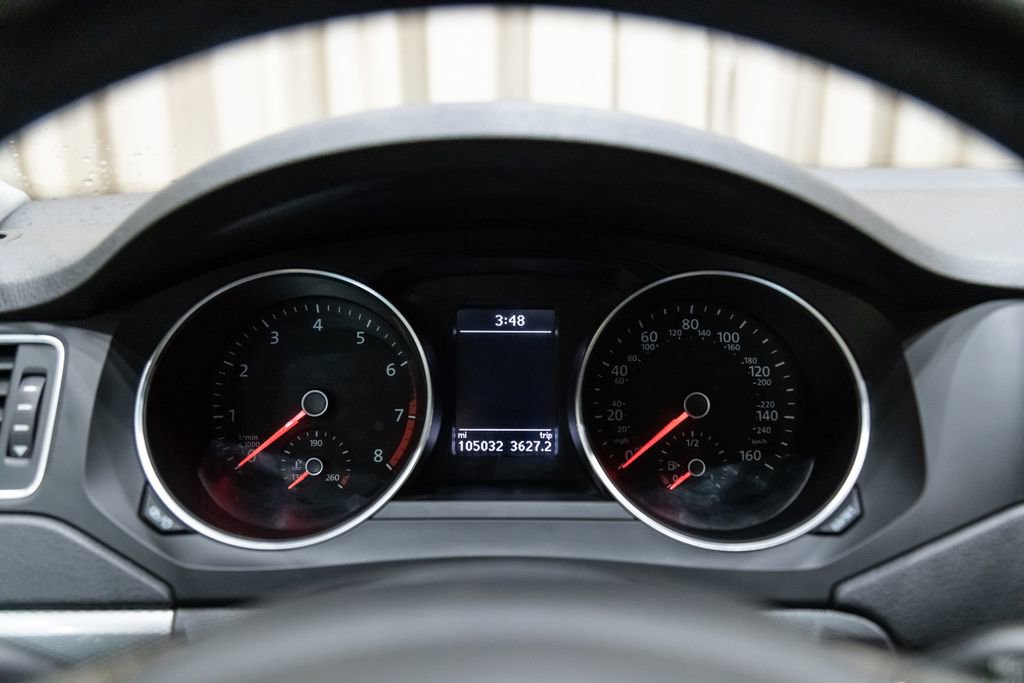 Used 2018 Volkswagen Jetta SE FWD image 16