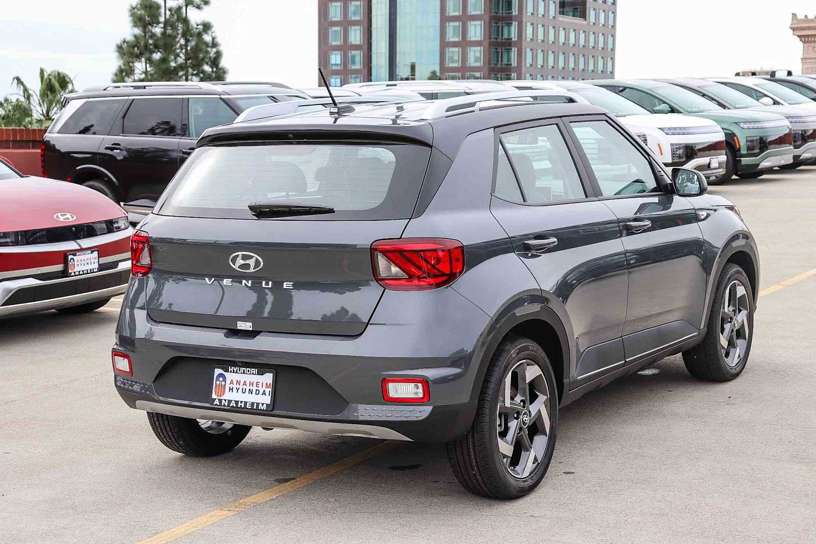 New 2026 Hyundai Venue SEL FWD image 7