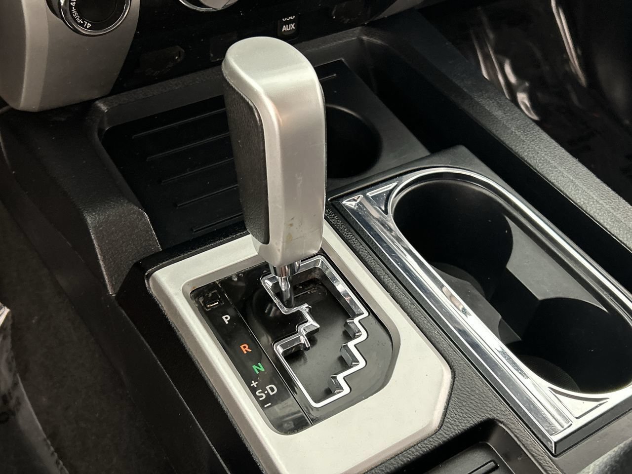 Used 2019 Toyota Tundra SR5 w/ TRD Off Road Package AWD/4WD image 15