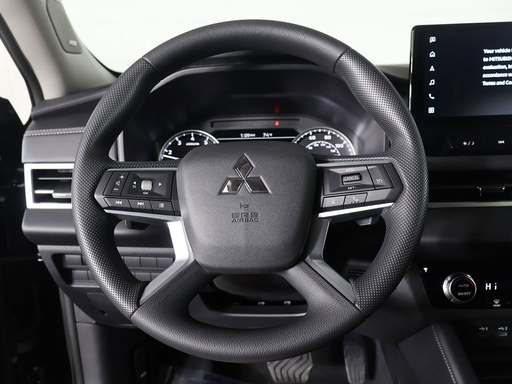 New 2026 Mitsubishi Outlander ES FWD image 36