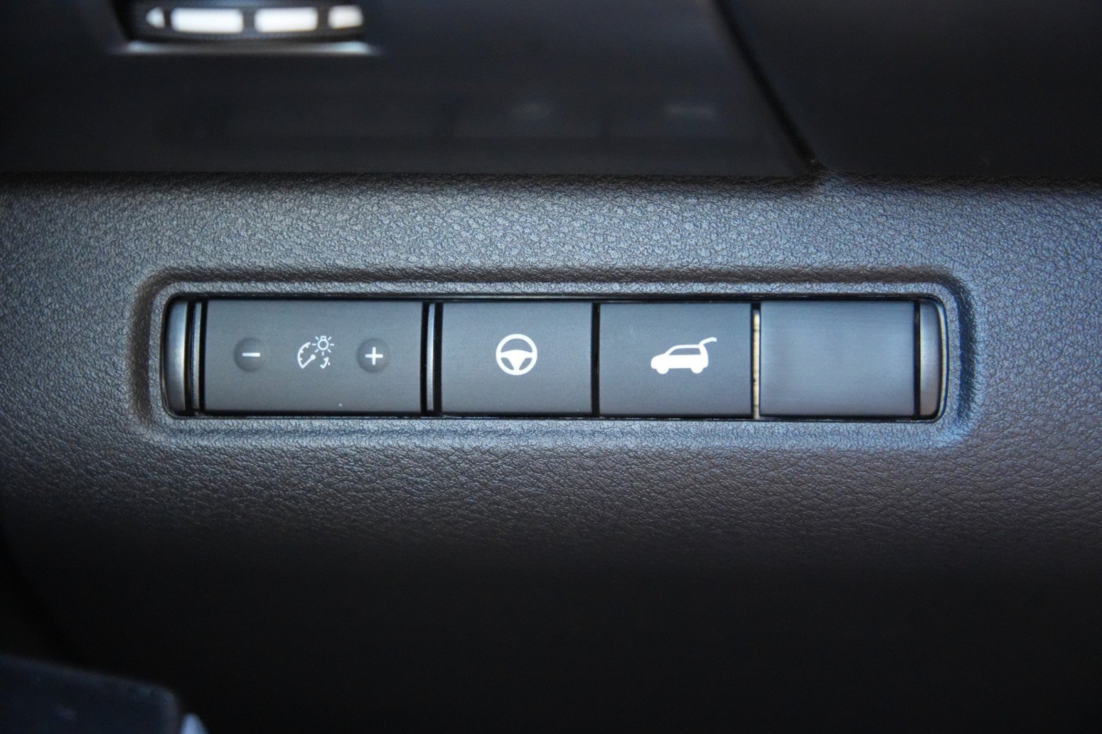 Used 2023 Nissan Pathfinder SL w/ SL Premium Package FWD image 17