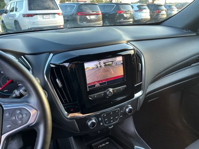 Used 2023 Chevrolet Traverse LT FWD image 24