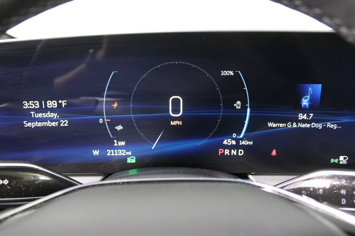 Used 2024 Cadillac Lyriq Luxury AWD/4WD image 14