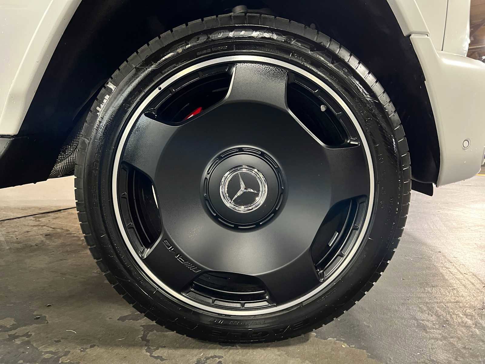 New 2025 Mercedes-Benz G 63 AMG 4MATIC image 9