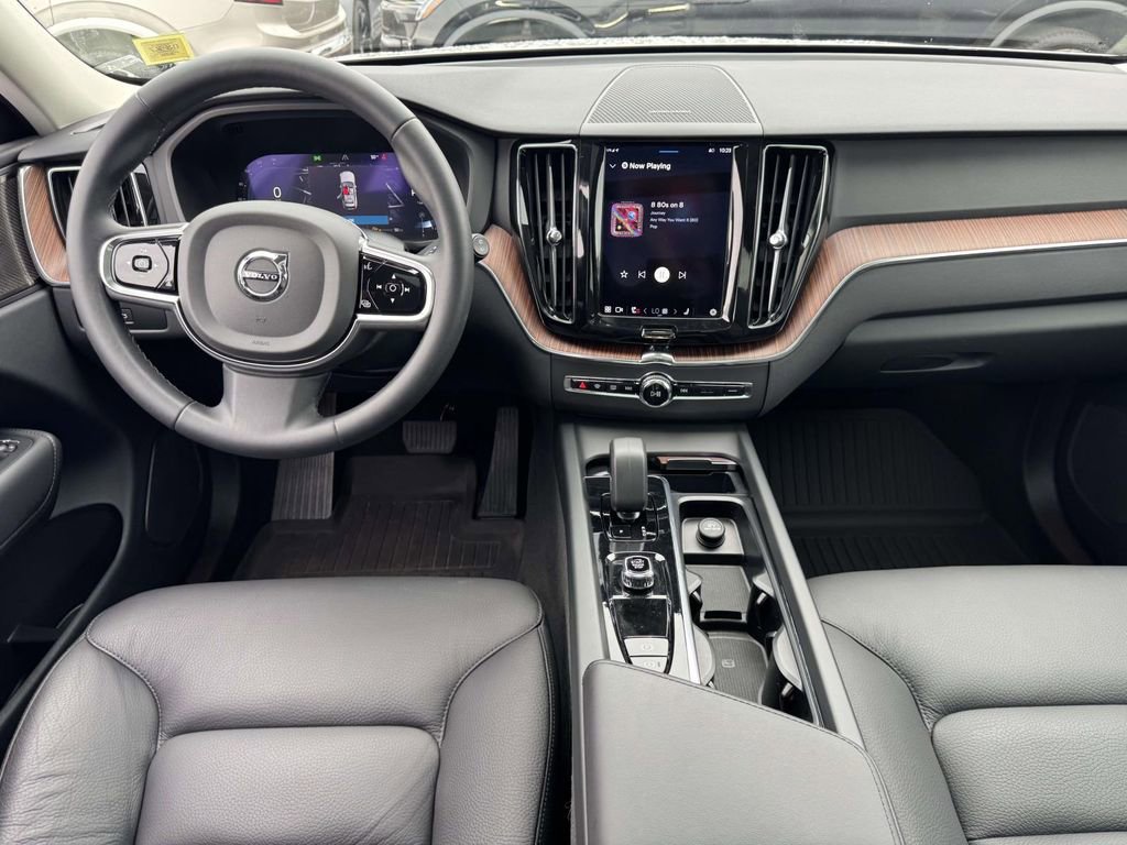 Certified 2023 Volvo XC60 B5 Plus w/ Climate Package image 10
