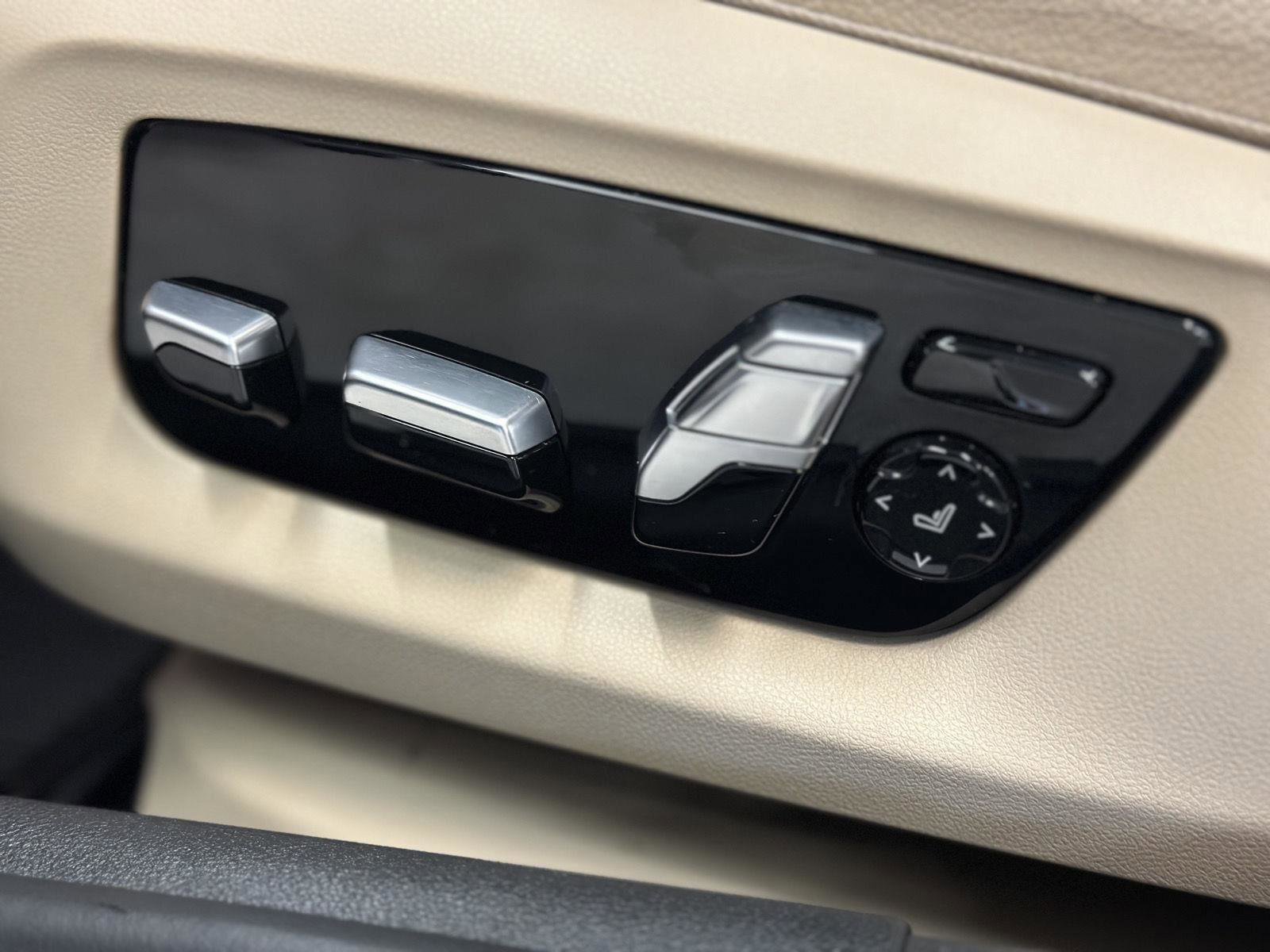 Used 2018 BMW 540i xDrive image 42