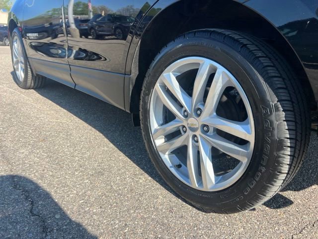 Used 2019 Chevrolet Equinox Premier AWD/4WD image 25
