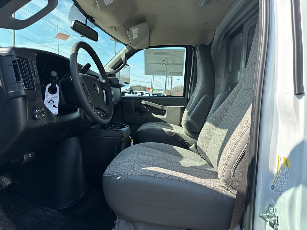 New 2026 Chevrolet Express 3500 w/ Power Convenience Package RWD image 10