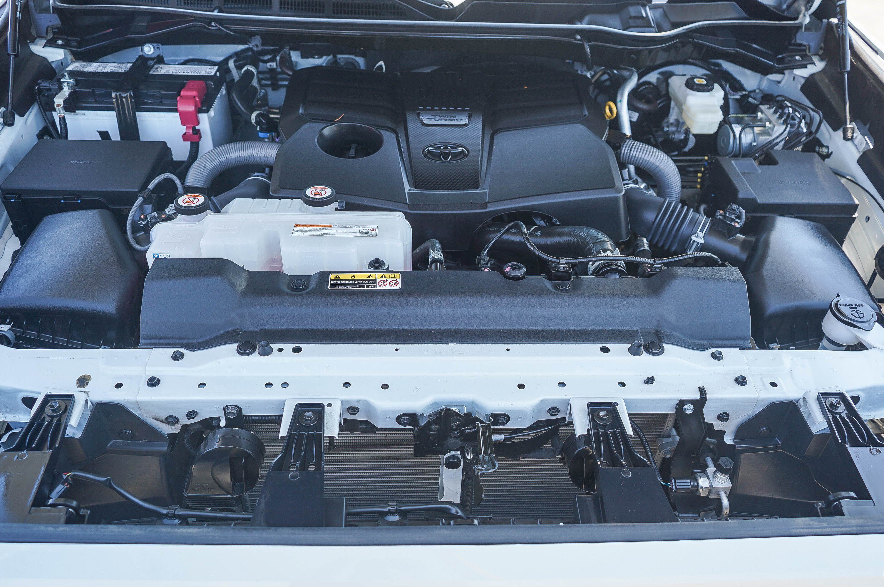Certified 2025 Toyota Tundra Limited AWD/4WD image 27