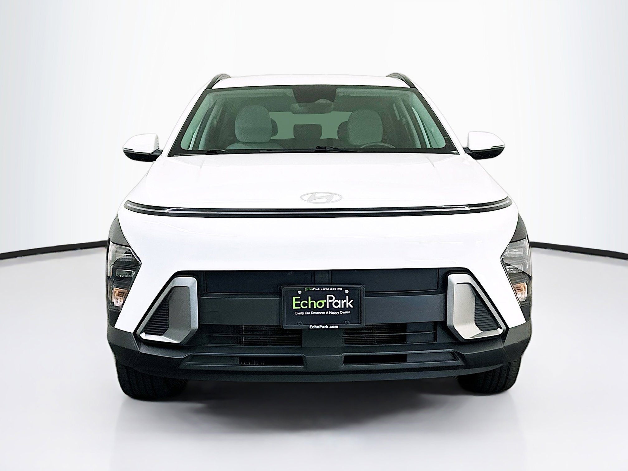 Used 2025 Hyundai Kona SEL image 2