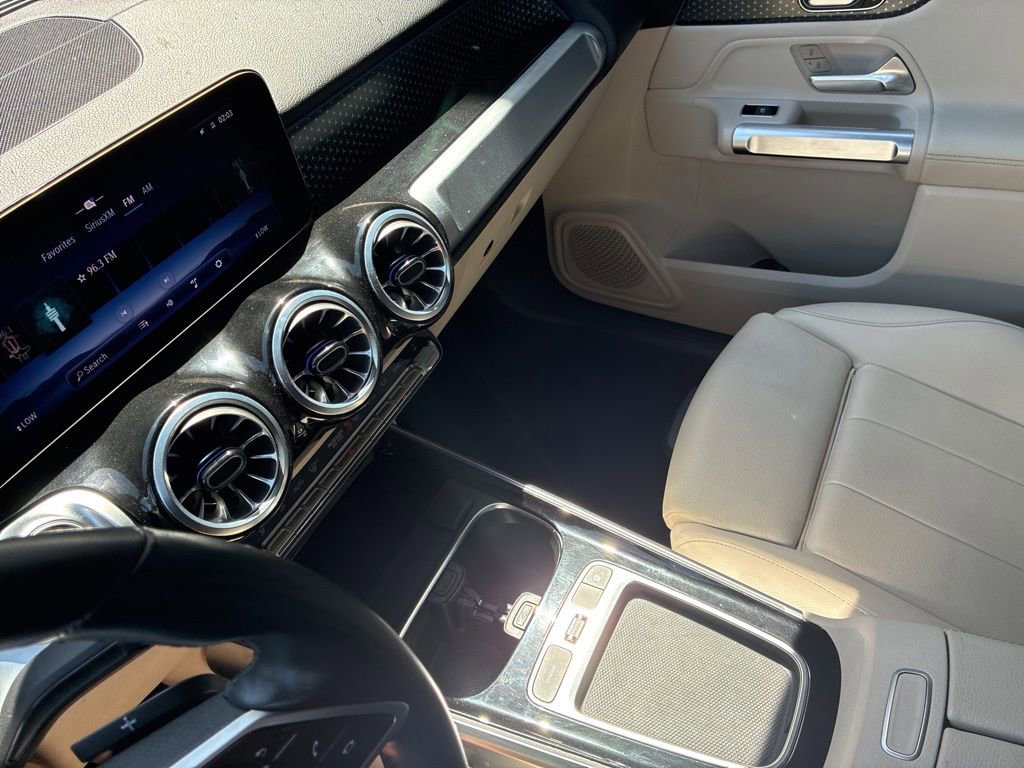Used 2025 Mercedes-Benz GLB 250 image 19