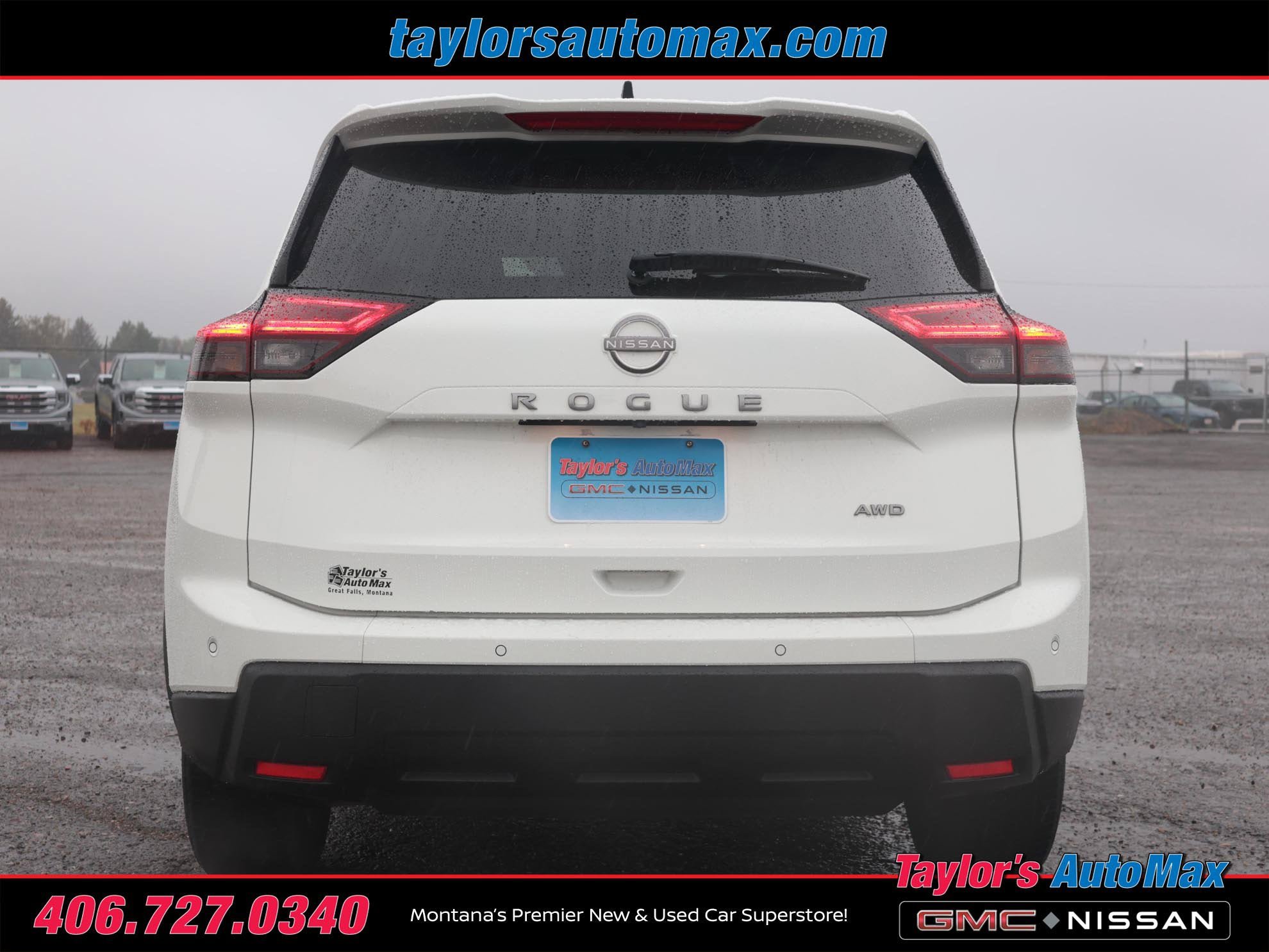Used 2024 Nissan Rogue S AWD/4WD image 40