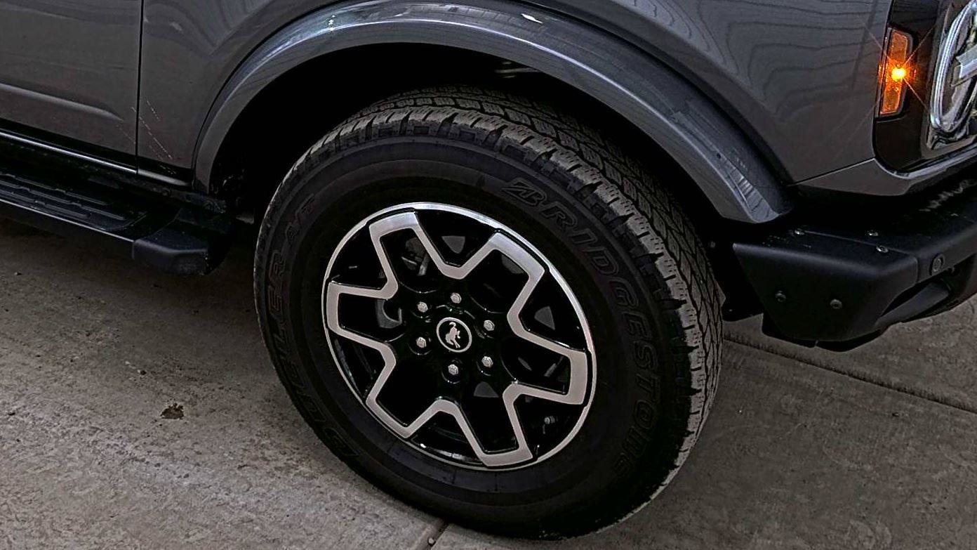 Used 2023 Ford Bronco Outer Banks image 14