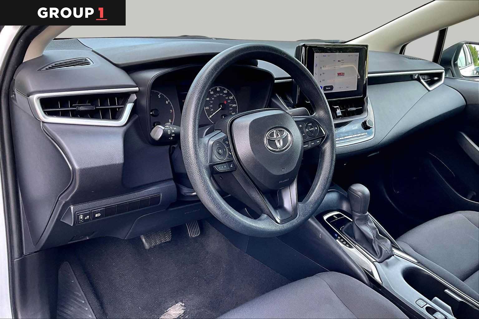 Used 2024 Toyota Corolla LE FWD image 18