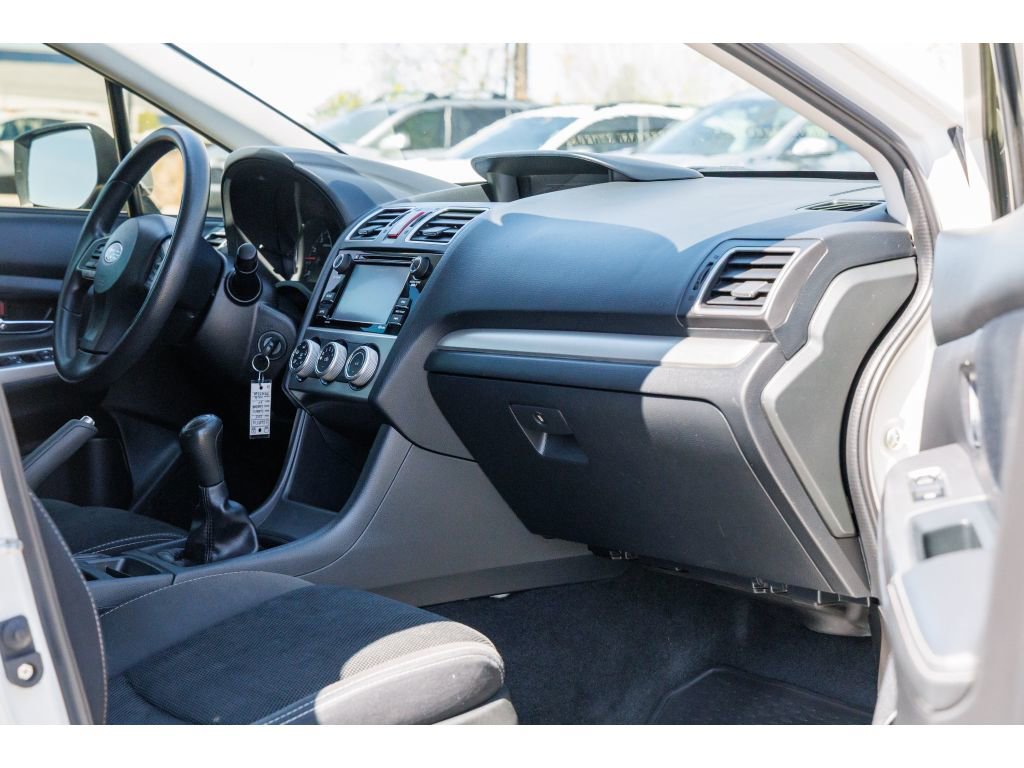 Used 2015 Subaru Crosstrek 2.0i Premium AWD/4WD image 10