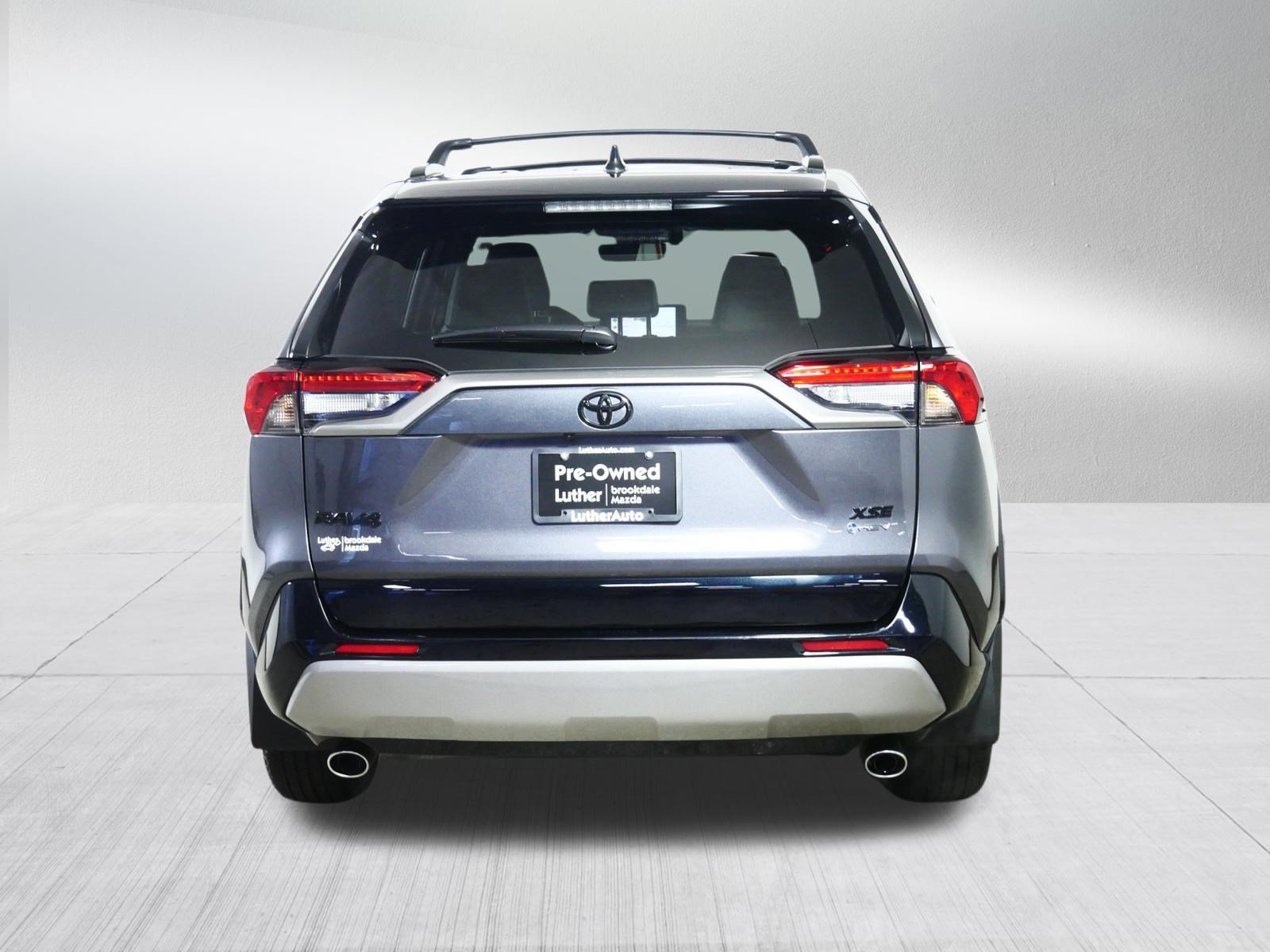 Used 2025 Toyota RAV4 XSE w/ Weather Package AWD/4WD image 6