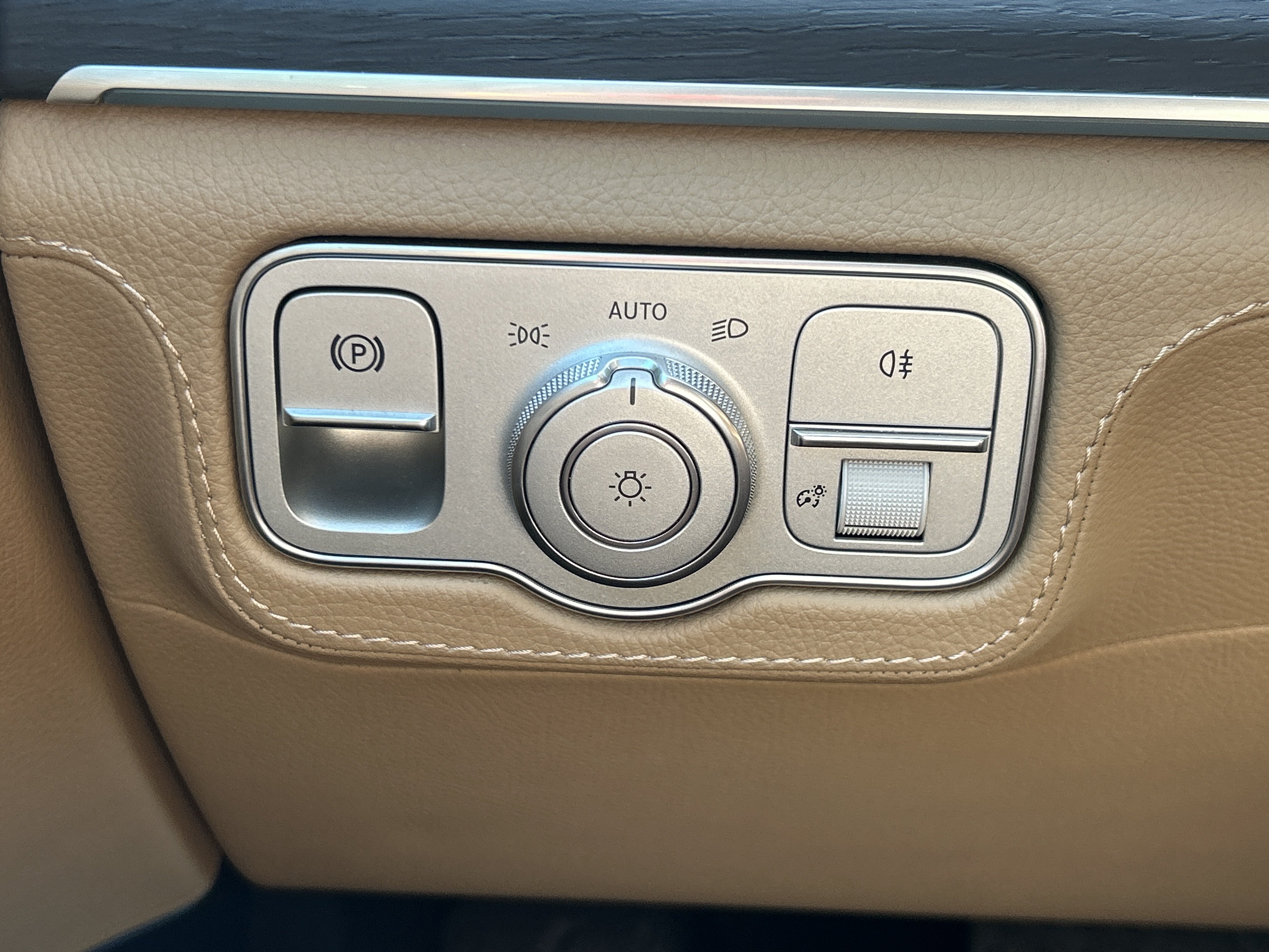 Certified 2024 Mercedes-Benz GLS 450 4MATIC image 25