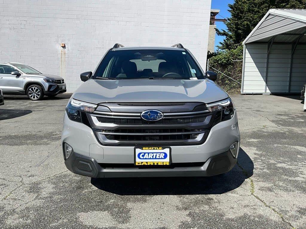 Certified 2025 Subaru Forester Premium image 4