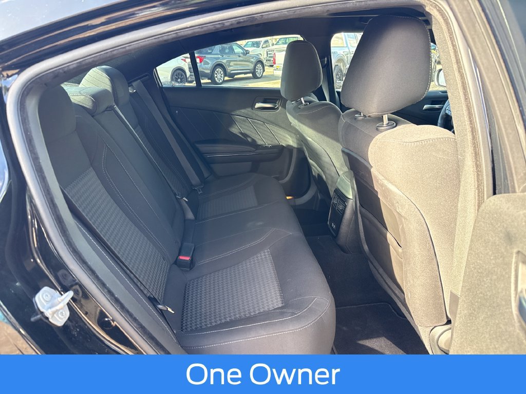 Used 2019 Dodge Charger SXT w/ Blacktop Package AWD/4WD image 27