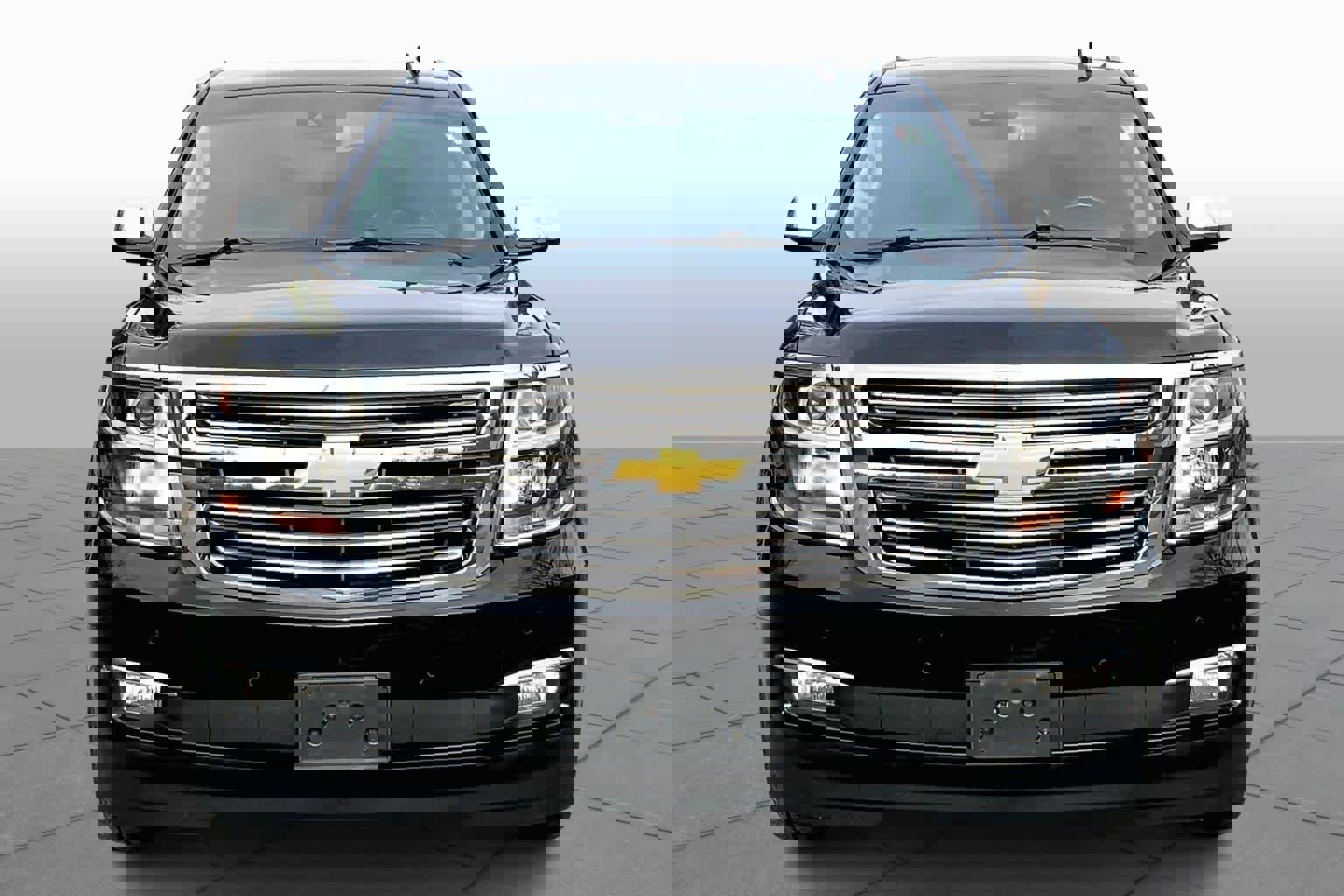 Used 2019 Chevrolet Tahoe Premier image 3