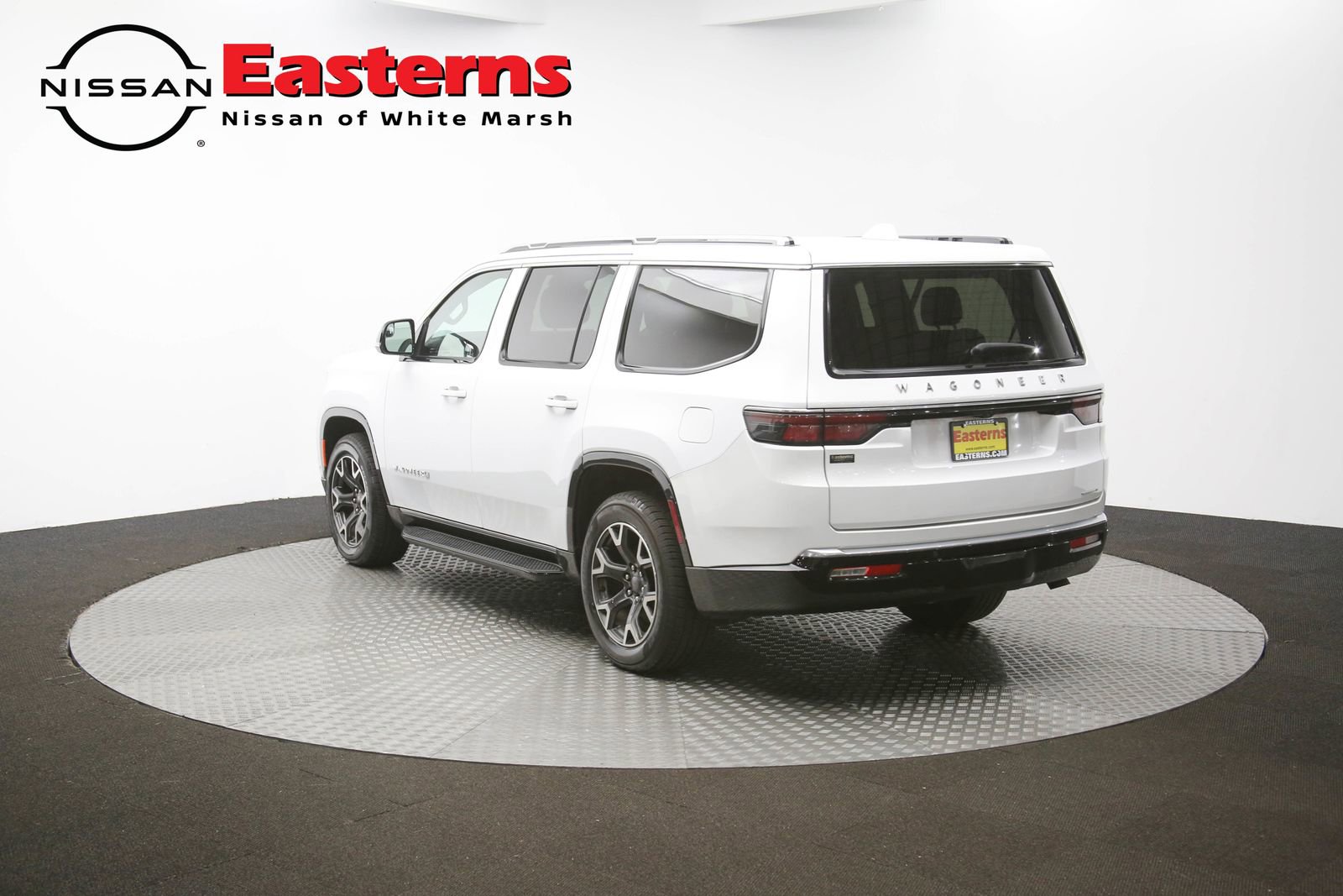 Used 2023 Jeep Wagoneer Series III w/ Preferred Equipment Group image 63