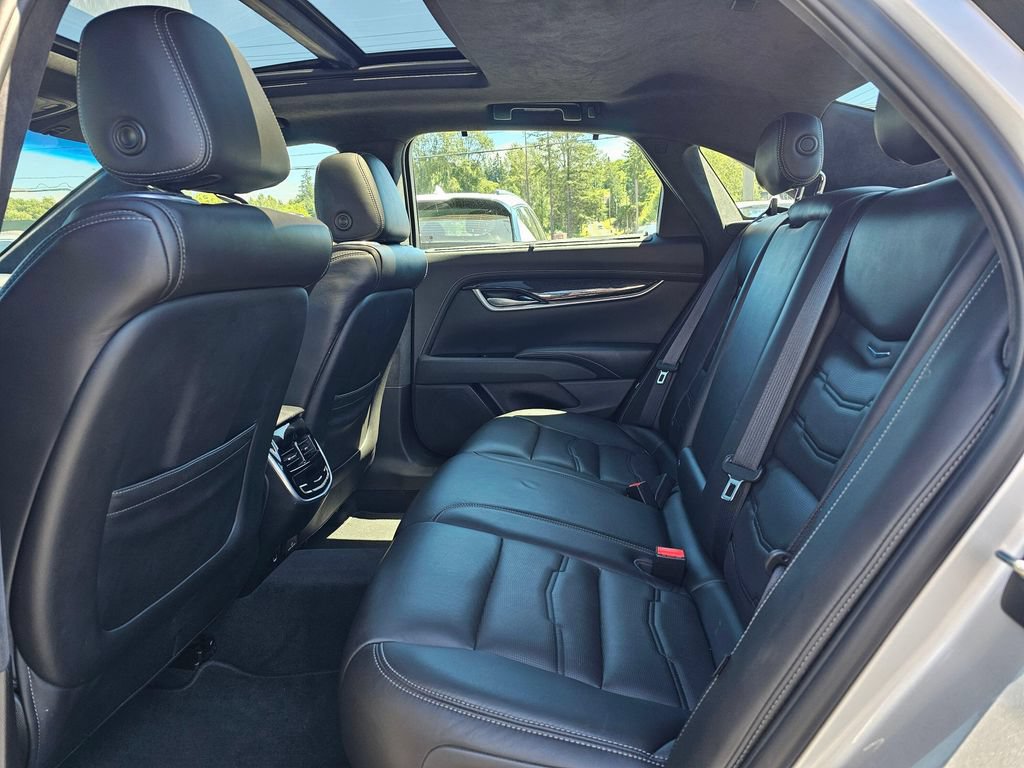 Used 2018 Cadillac XTS Platinum AWD/4WD image 17