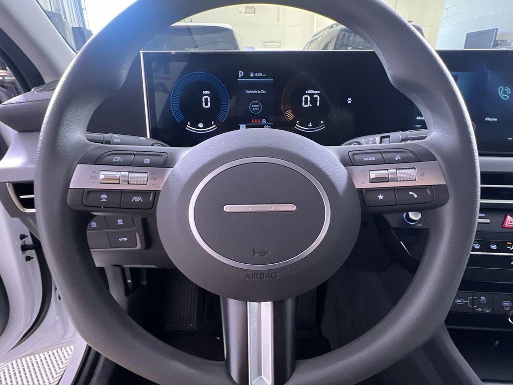 Used 2025 Hyundai Sonata SE image 15