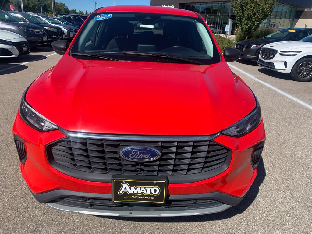 Used 2024 Ford Escape Active AWD/4WD image 9