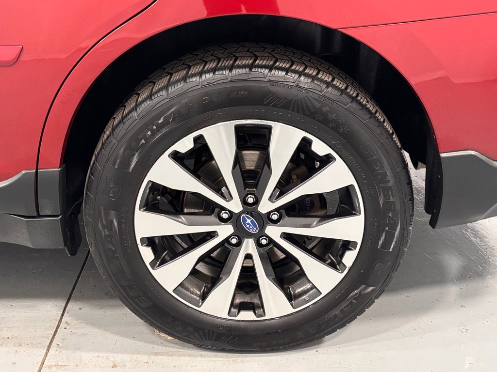 Used 2017 Subaru Outback 2.5i Limited AWD/4WD image 31