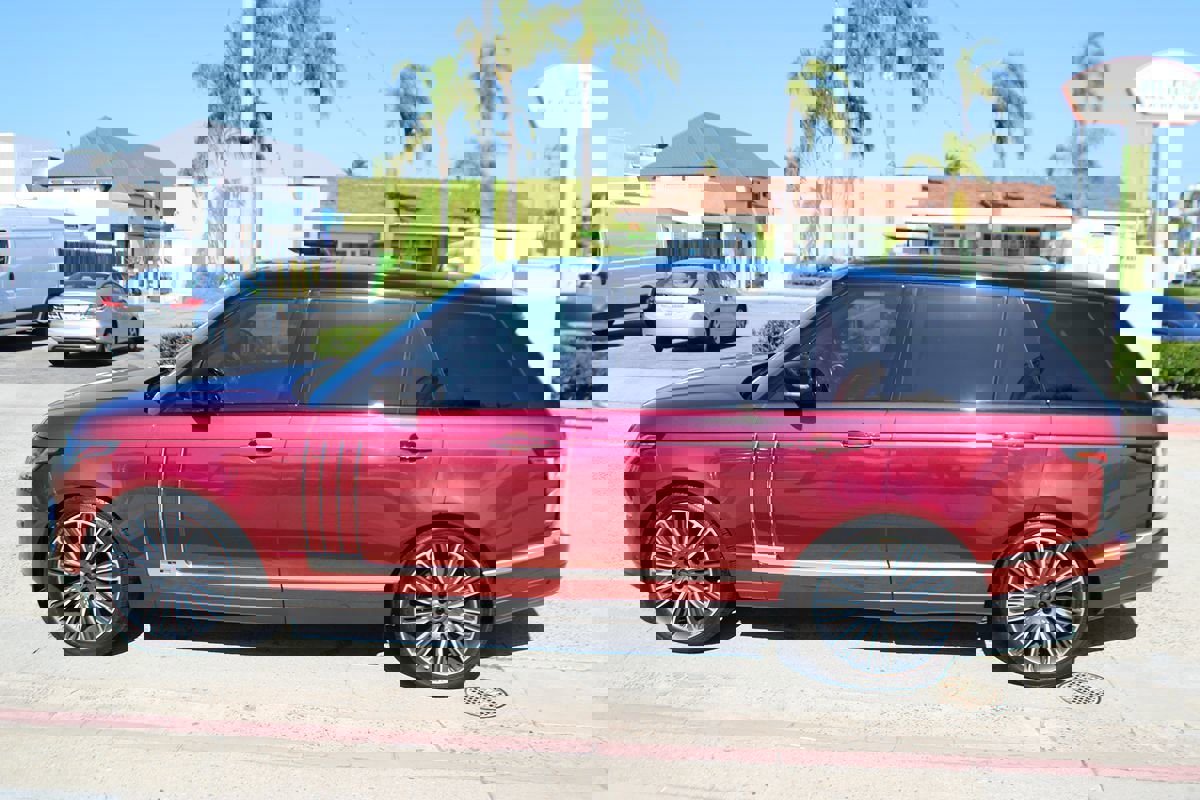 Used 2020 Land Rover Range Rover LWB SV Autobiography image 2