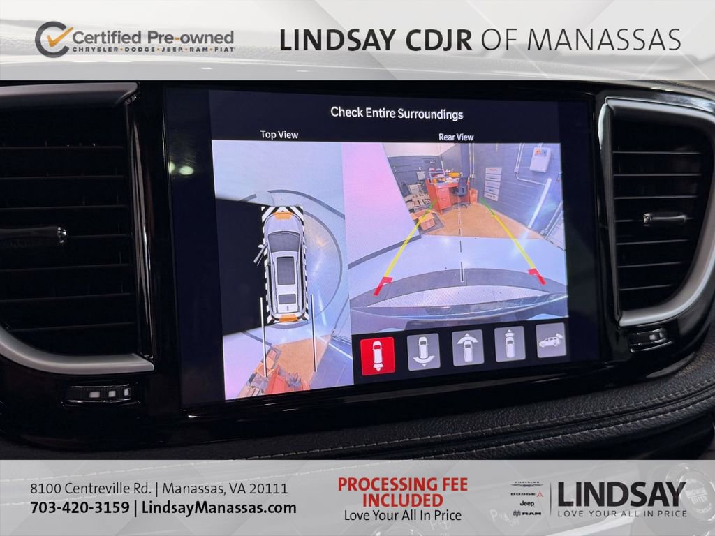 Used 2024 Chrysler Pacifica Premium FWD image 26