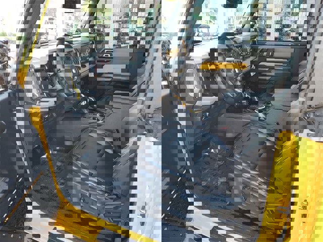 Used 2021 Ford Bronco Badlands image 10