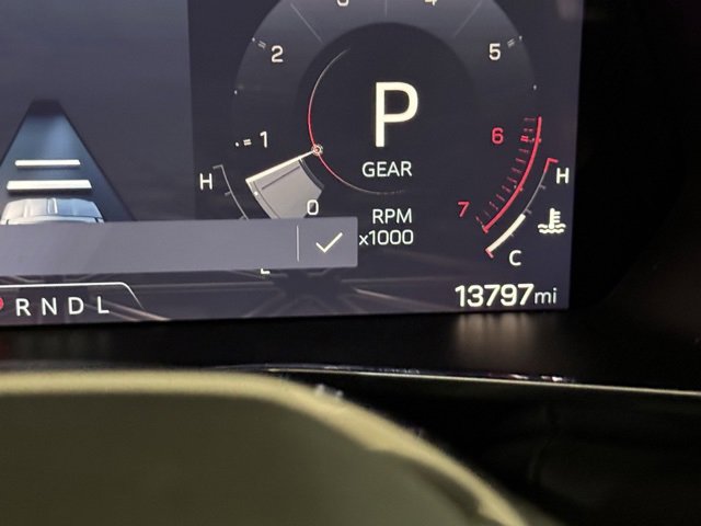 Used 2024 GMC Canyon Elevation w/ Convenience Package image 18