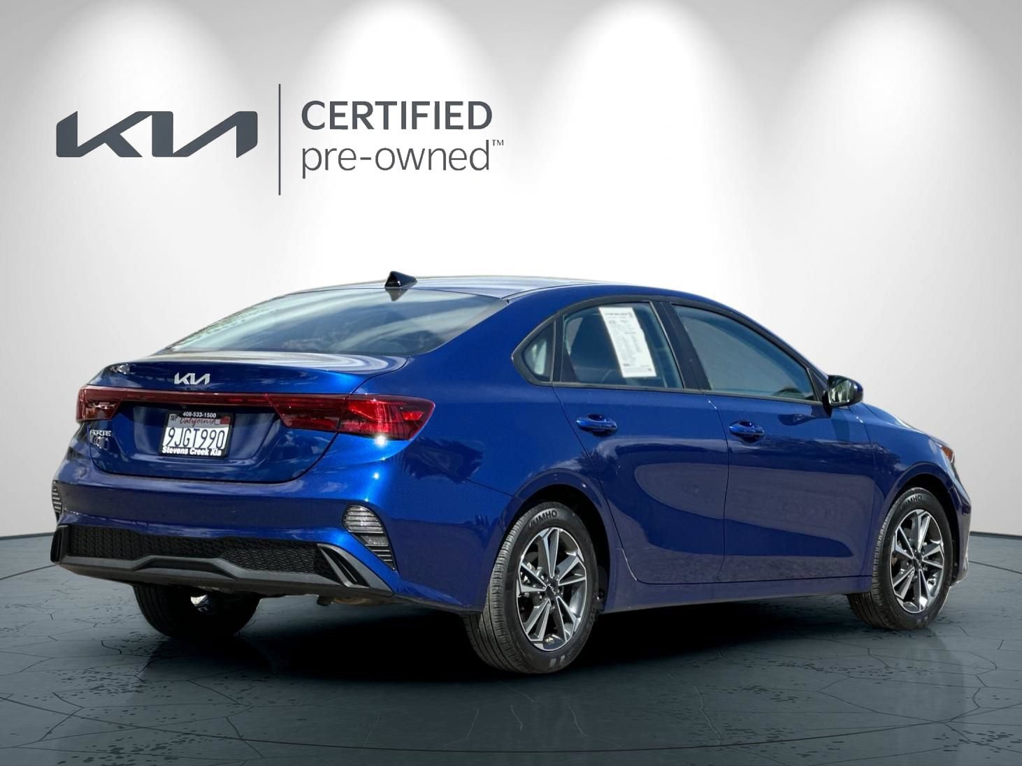 Certified 2023 Kia Forte LXS FWD image 4