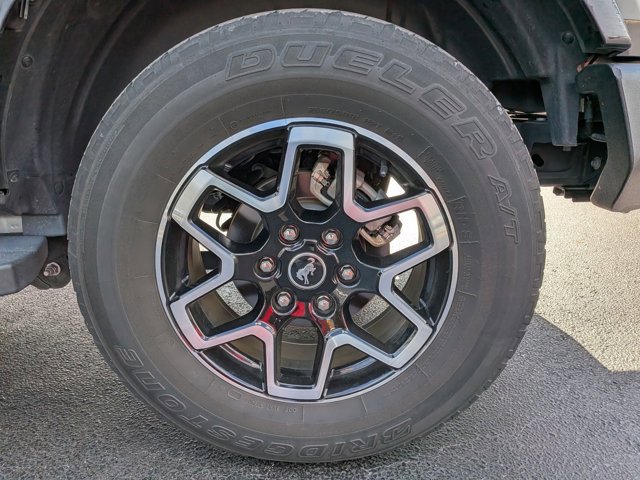 Used 2023 Ford Bronco Outer Banks image 18