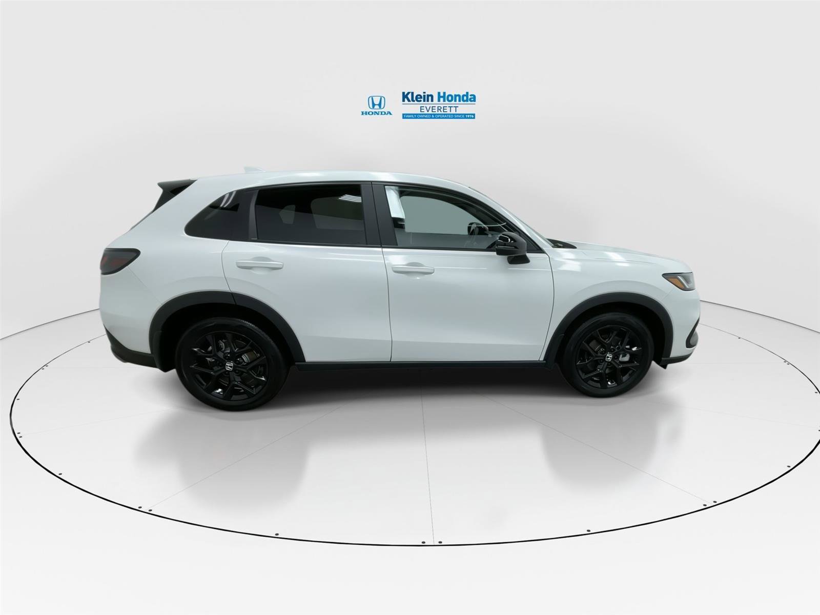 Certified 2025 Honda HR-V Sport image 3