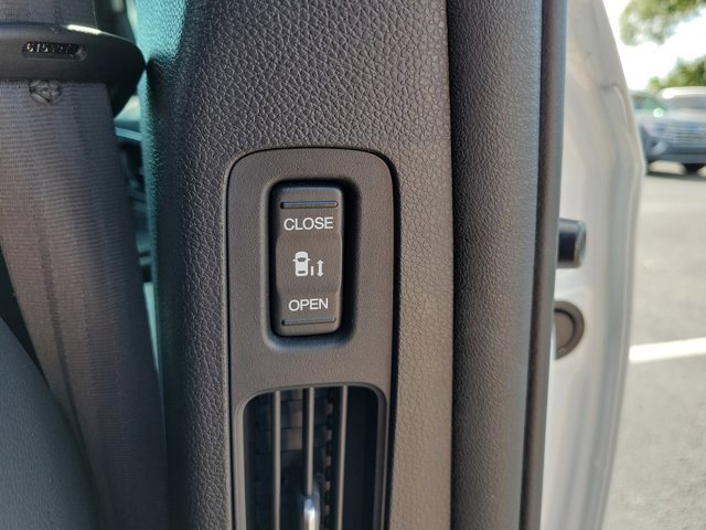 Used 2024 Honda Odyssey Touring image 14