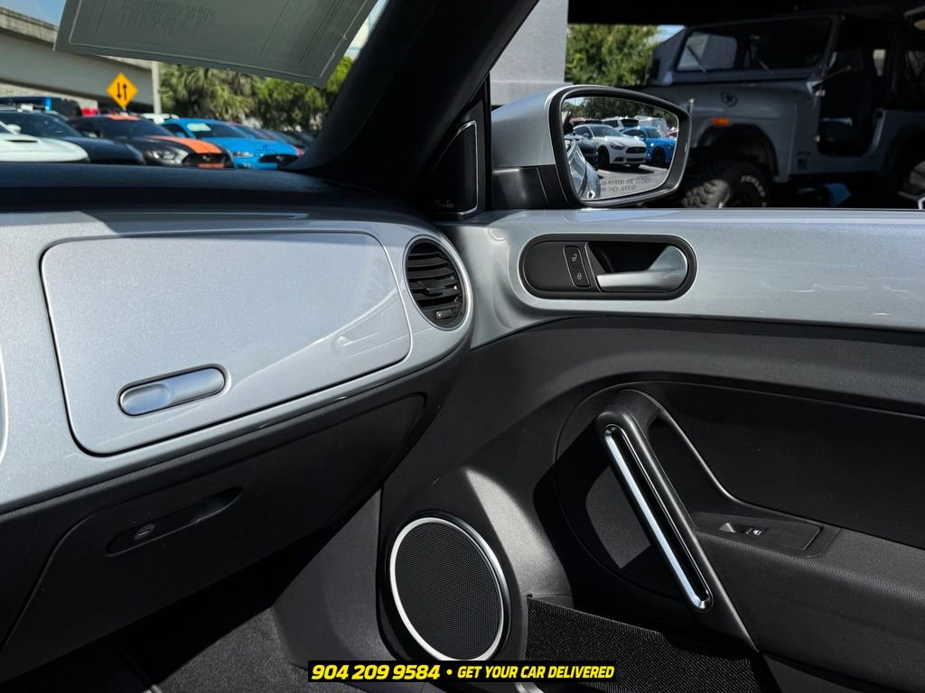 Used 2015 Volkswagen Beetle 1.8T FWD image 18